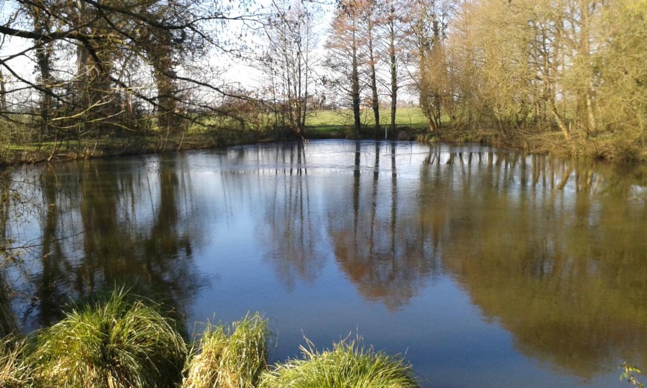 Вилла Les Petites Rives De La Motte Pleugueneuc Экстерьер фото